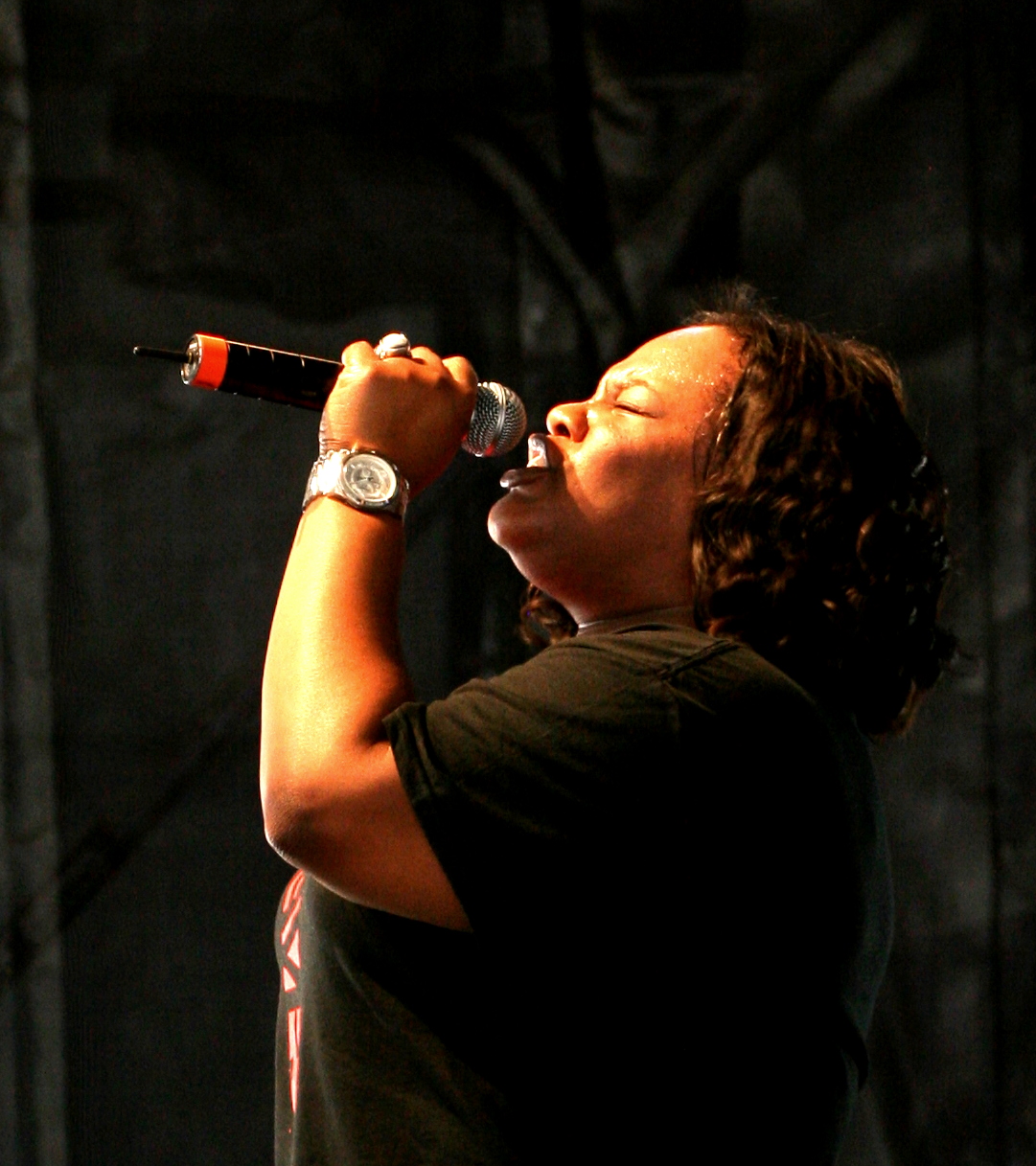 Tasha Cobbs Leonard — Crédit photo : Wikimedia Commons (upload original 25/11/2015, Flickr / FlickreviewR). Utilisé sous licence libre avec attribution.