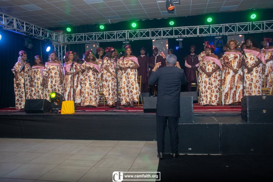 Concert gospel a Douala (Cameroun) – article BLU TV